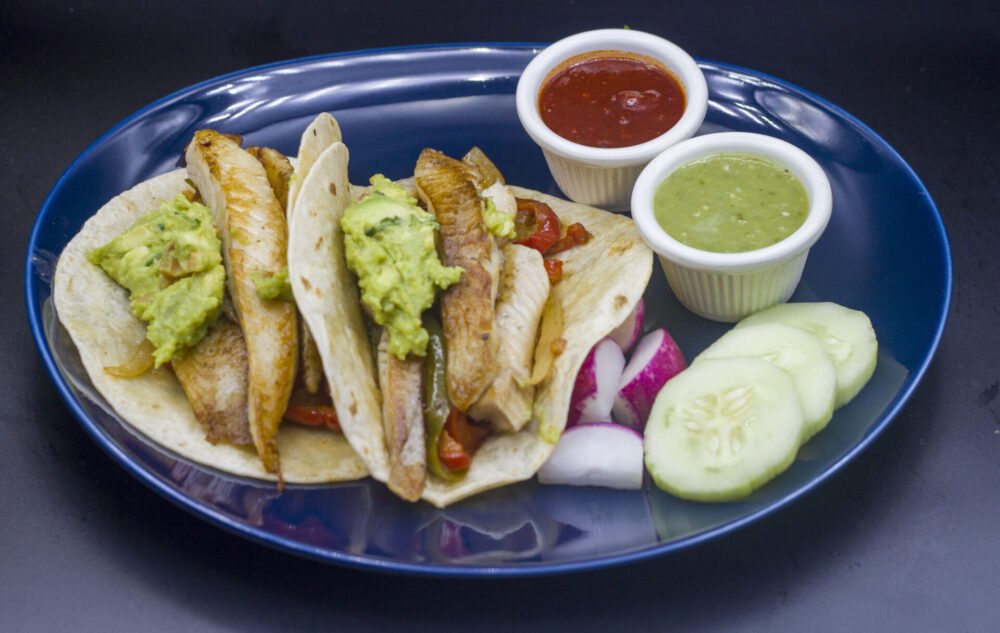 FISH TACOS (2pcs)